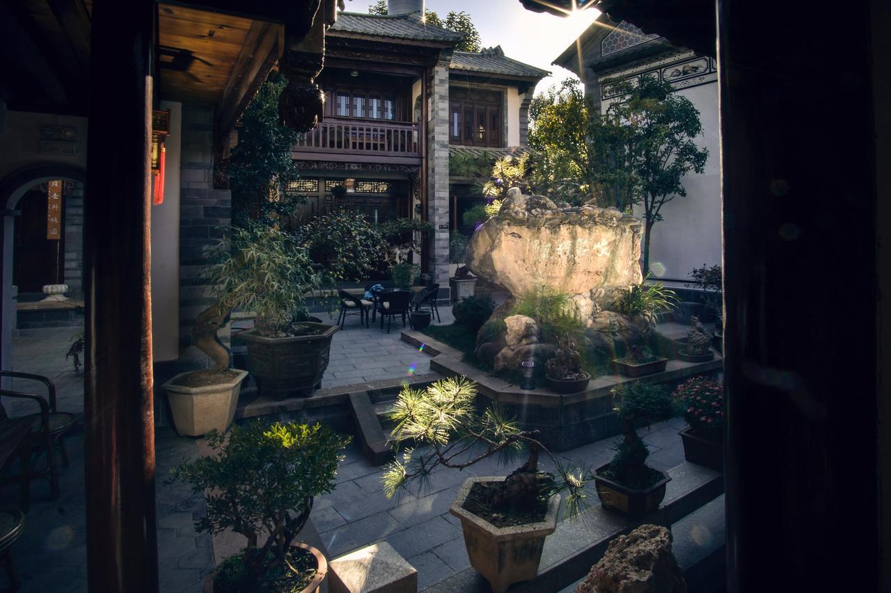 Bed and Breakfast Shaxi Aoding Courtyard Jianchuan Exteriér fotografie